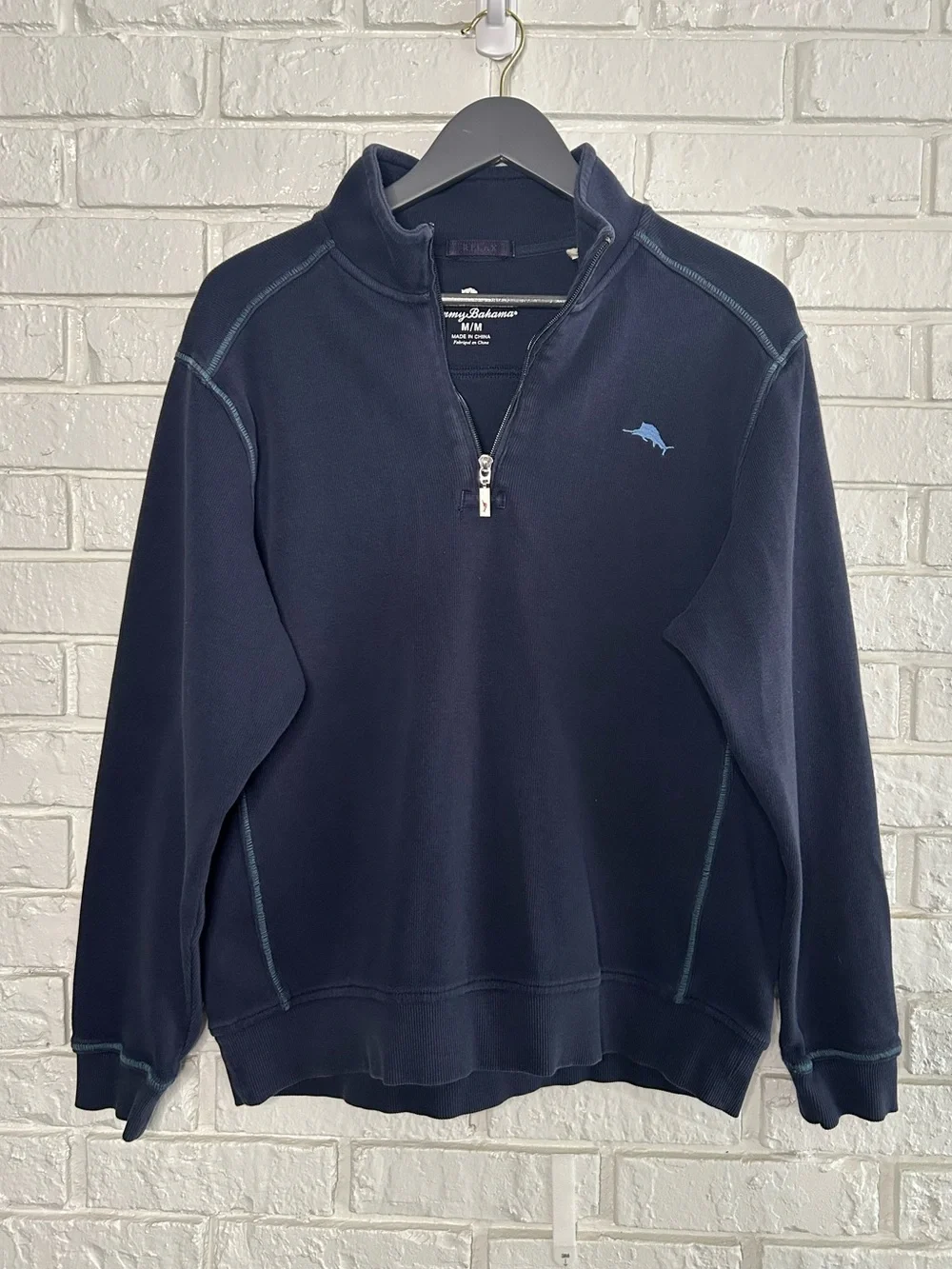 Tommy Bahama Men’s Navy 1/4 Zip Pullover Sweater Medium